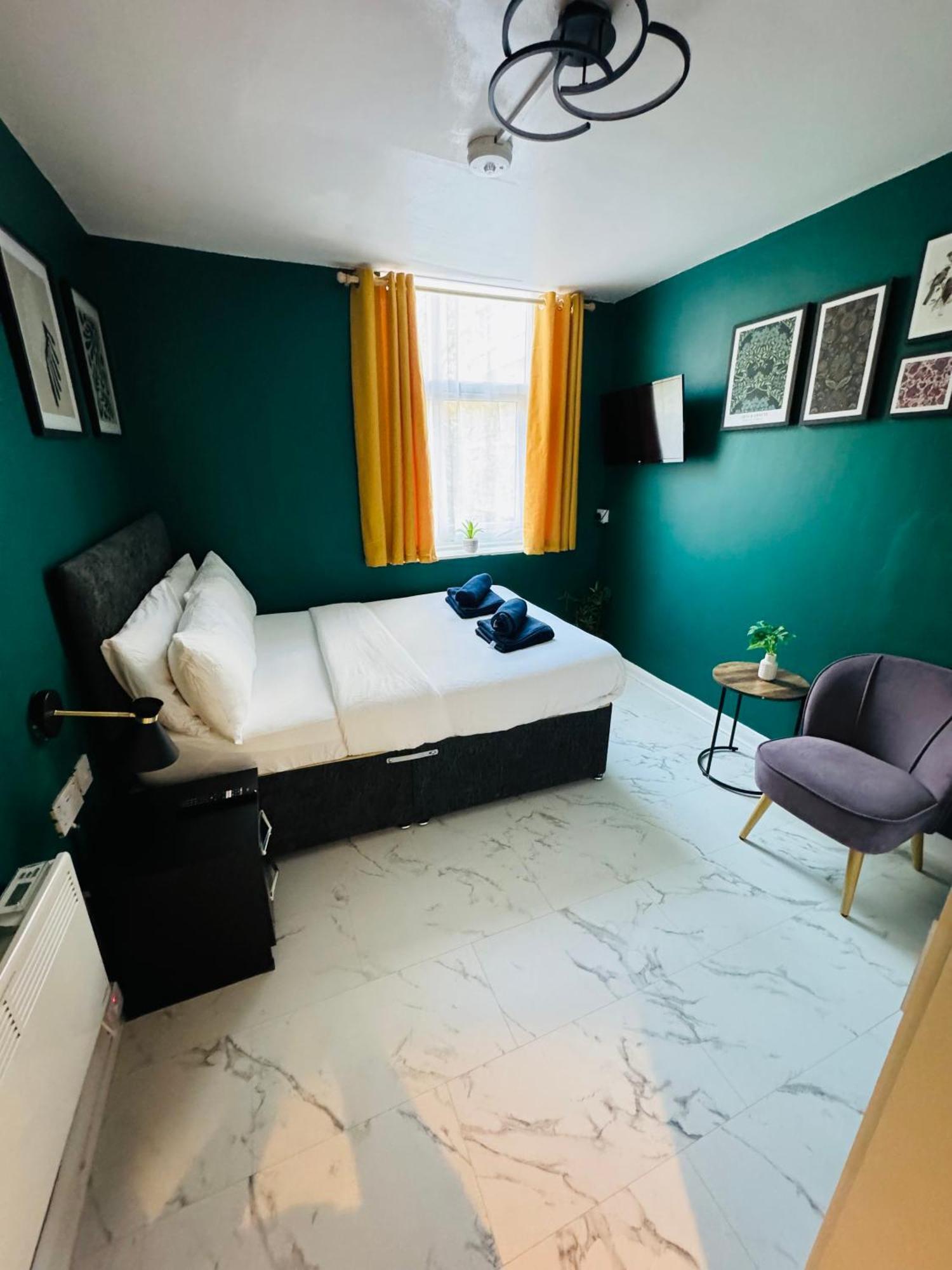 Private Studio Flat In City 1190 Londres Exterior foto