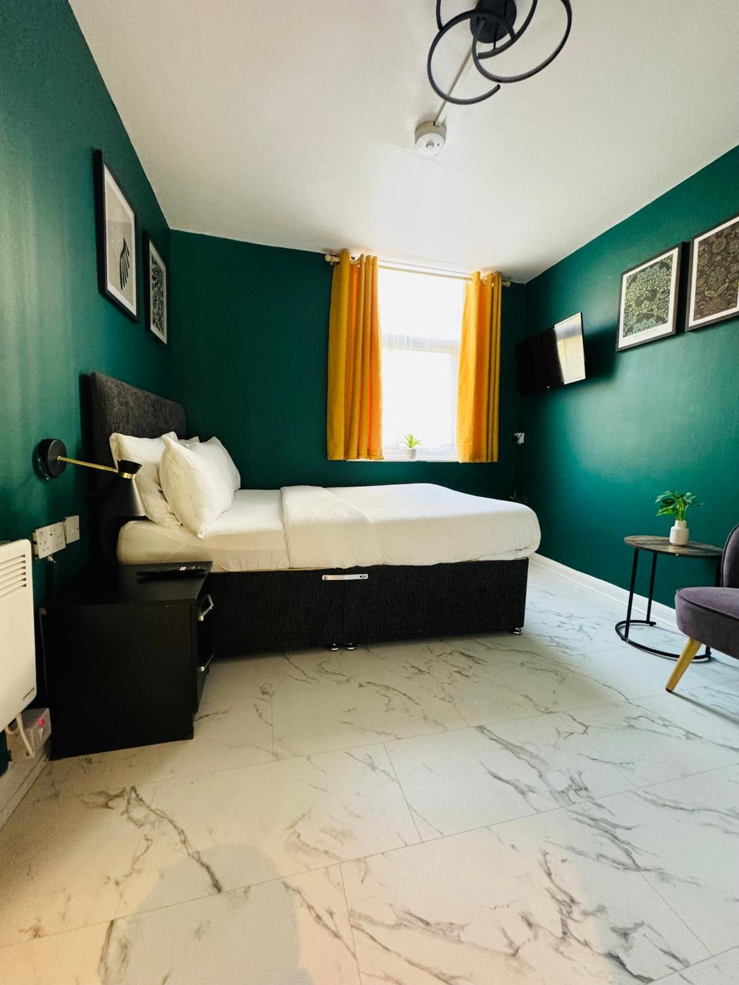 Private Studio Flat In City 1190 Londres Exterior foto